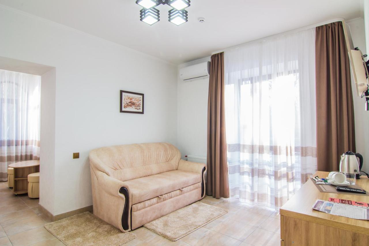 Hotel Мисливець В Комплексі "Сокіл" Susk Exteriér fotografie