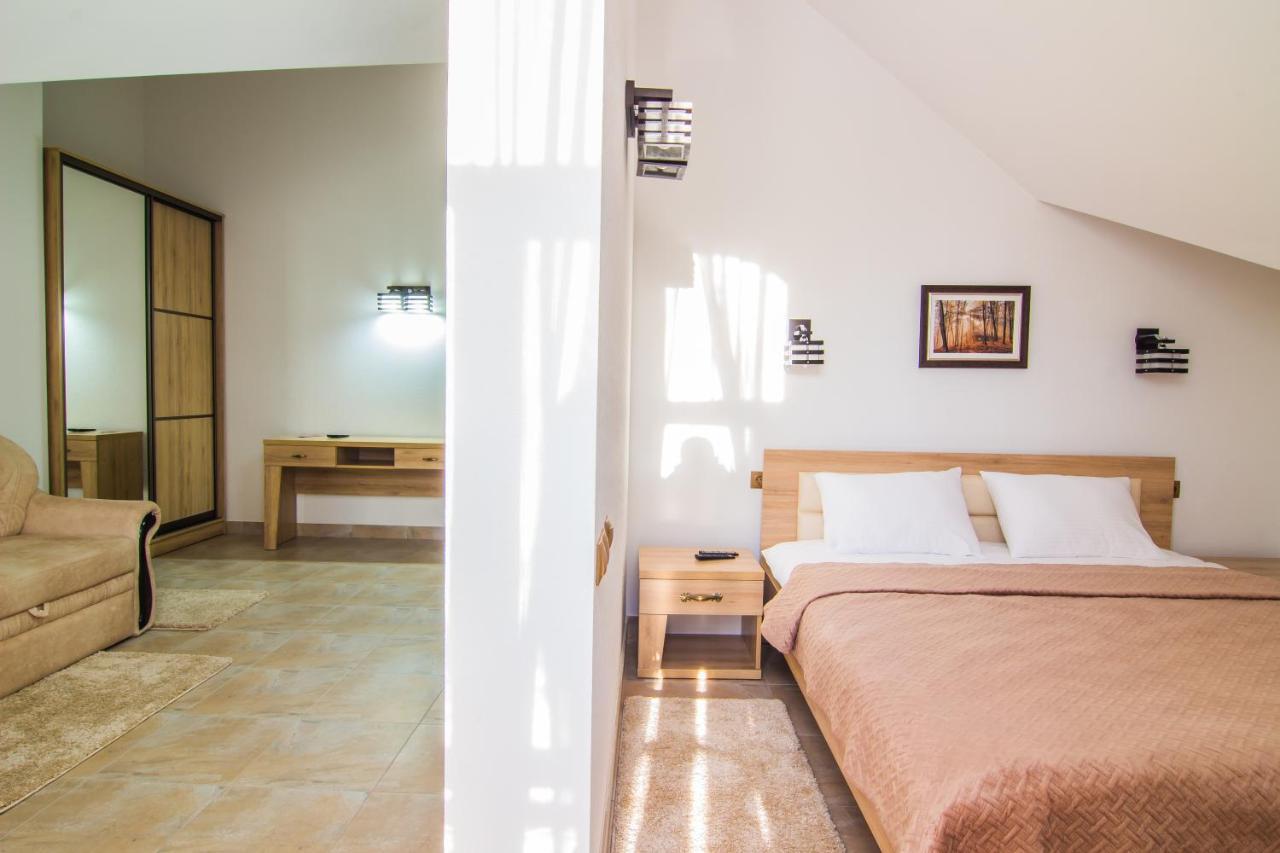 Hotel Мисливець В Комплексі "Сокіл" Susk Exteriér fotografie