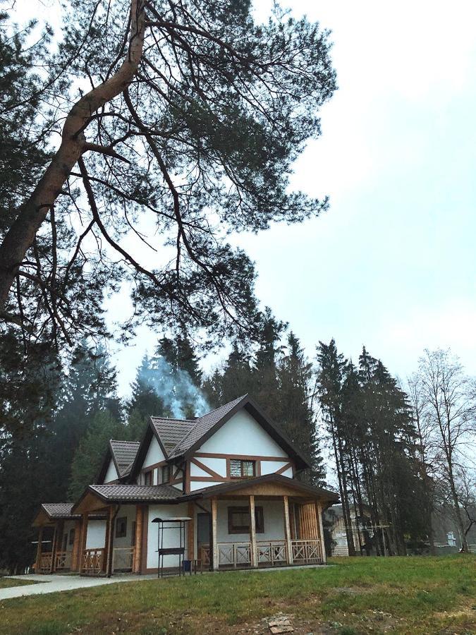 Hotel Мисливець В Комплексі "Сокіл" Susk Exteriér fotografie