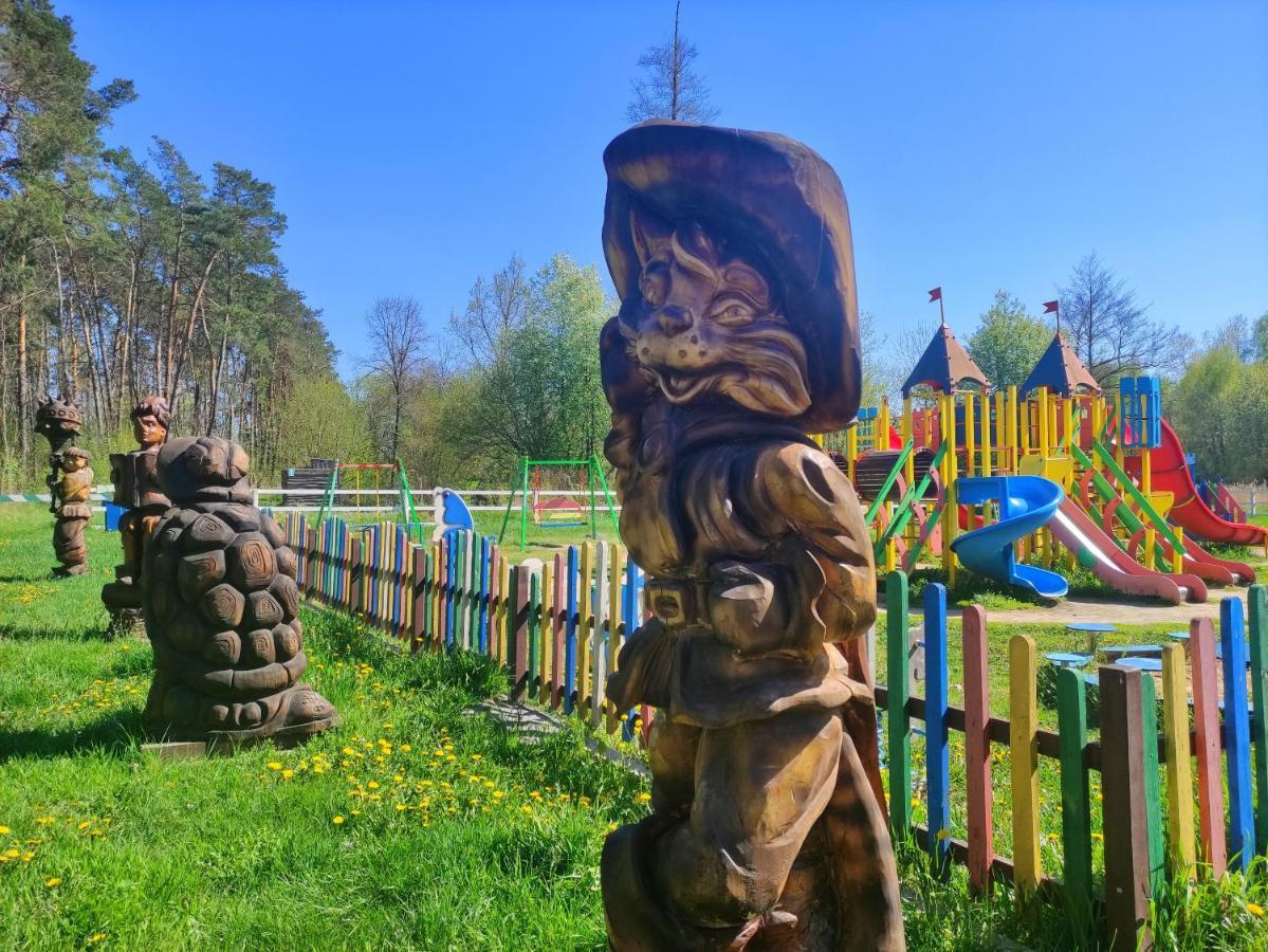 Hotel Мисливець В Комплексі "Сокіл" Susk Exteriér fotografie
